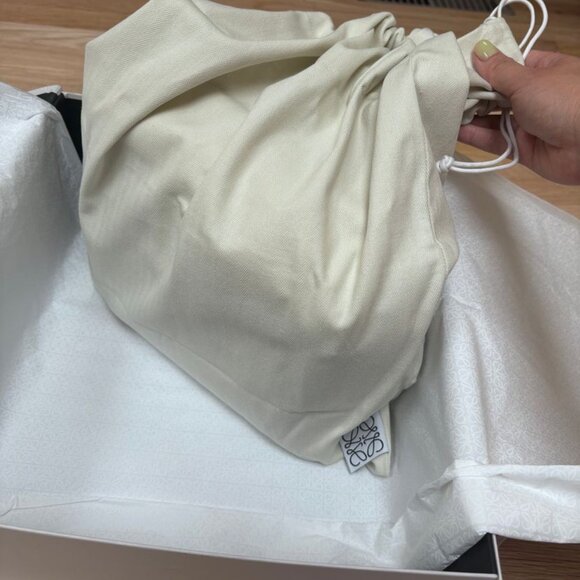 NWT Loewe Small Puzzle bag in classic calfskin - Picture 6 of 16